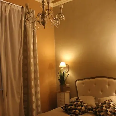 Bed & Breakfast Regina 4*
